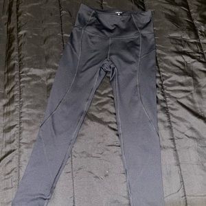 Women’s Small Black Athletic Leggings